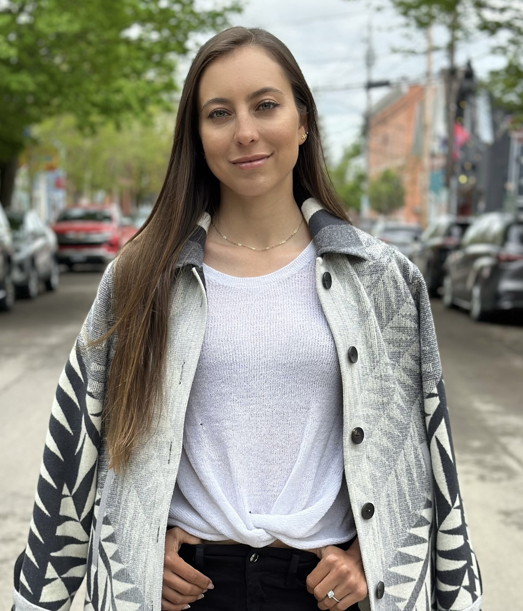 Facetune_12-05-2024-19-39-06 2